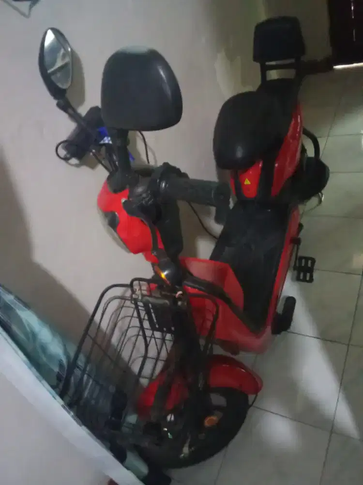 Sepeda Listrik Exotic