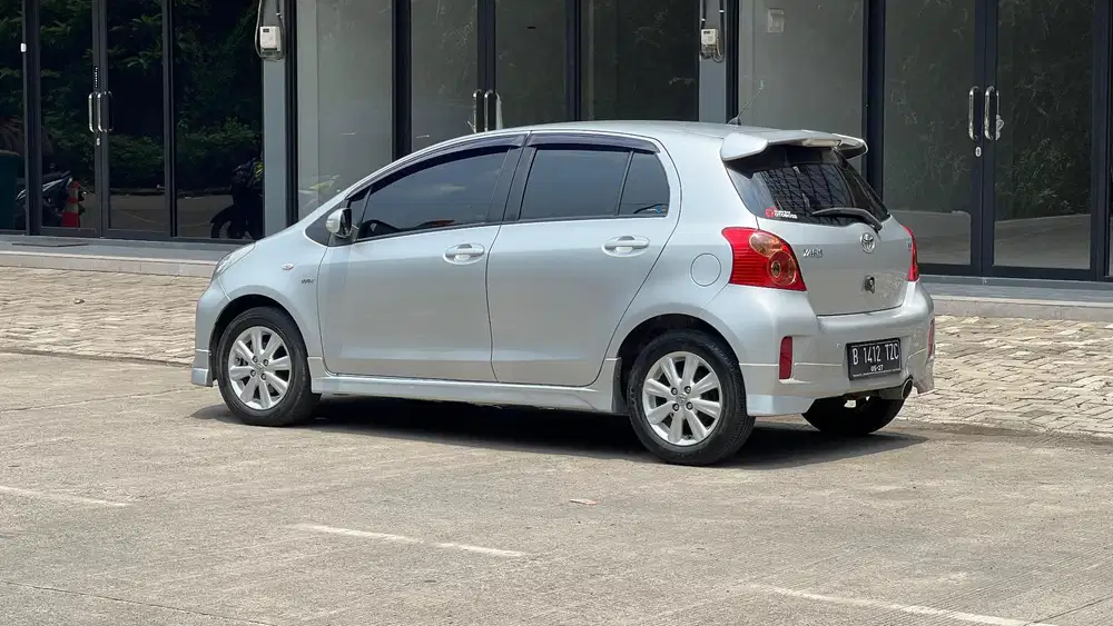 Toyota Yaris 2012 Bensin