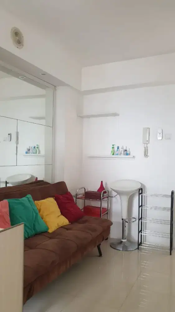 Sewakan Apartemen Bassura City 2 BR Jadi 1 BR Luas Atas Mall Bassura