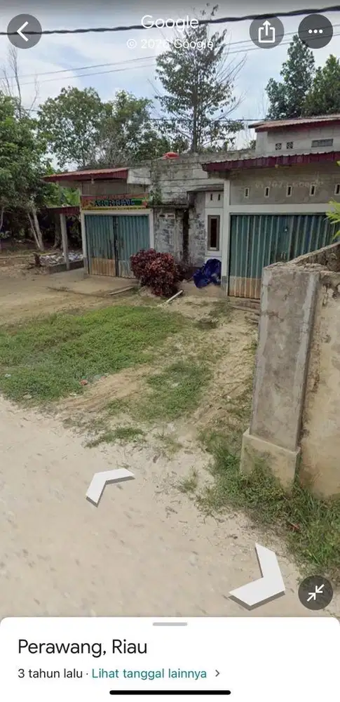 Rumah+ruko lokasi strategis,pigir jalan,lingkungan ramai