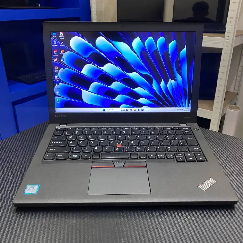 Lenovo Thinkpad X270 Touchscreen Core i5 Gen 6 Ram 8Gb Ssd 256Gb