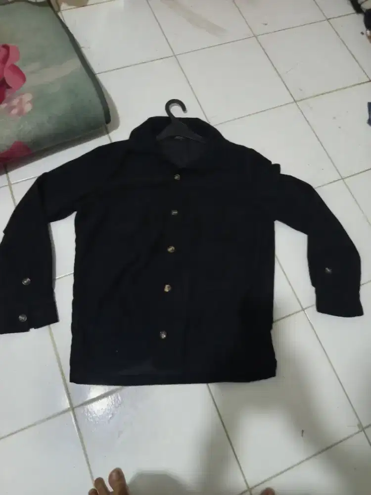 kemeja corduroy bekas seperti baru