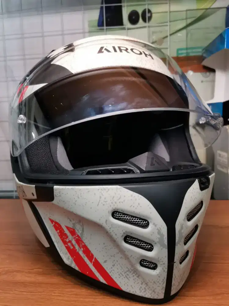 - AIROH Connor Omega UK S - Intercom Paranu M10