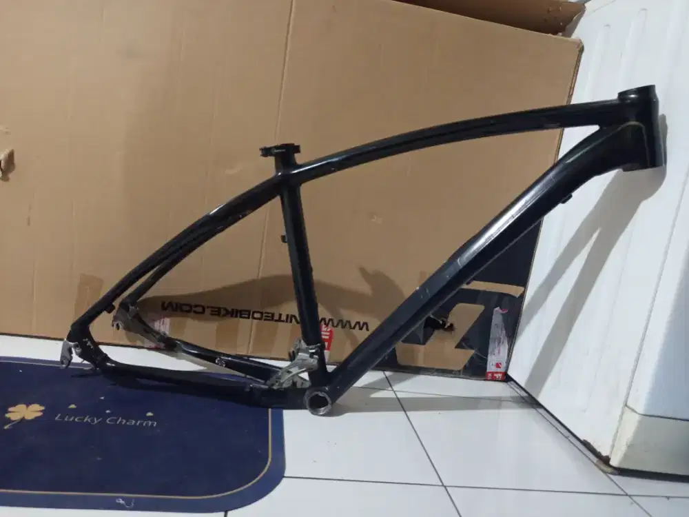 Frame thrill xc3