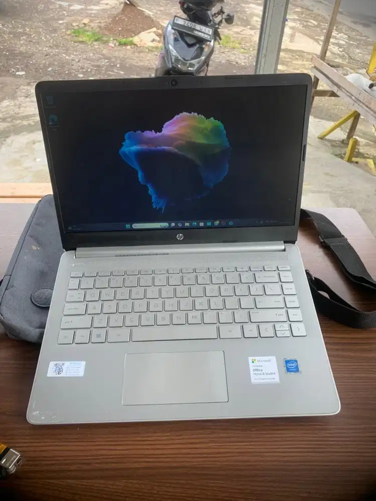 LAPTOP HP 14S DI JUAL AJA