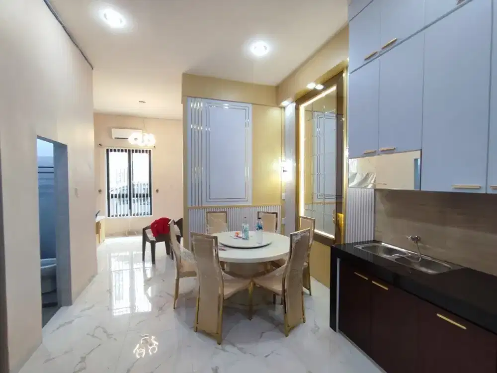 Dijual rumah di komplek berjaya mansion