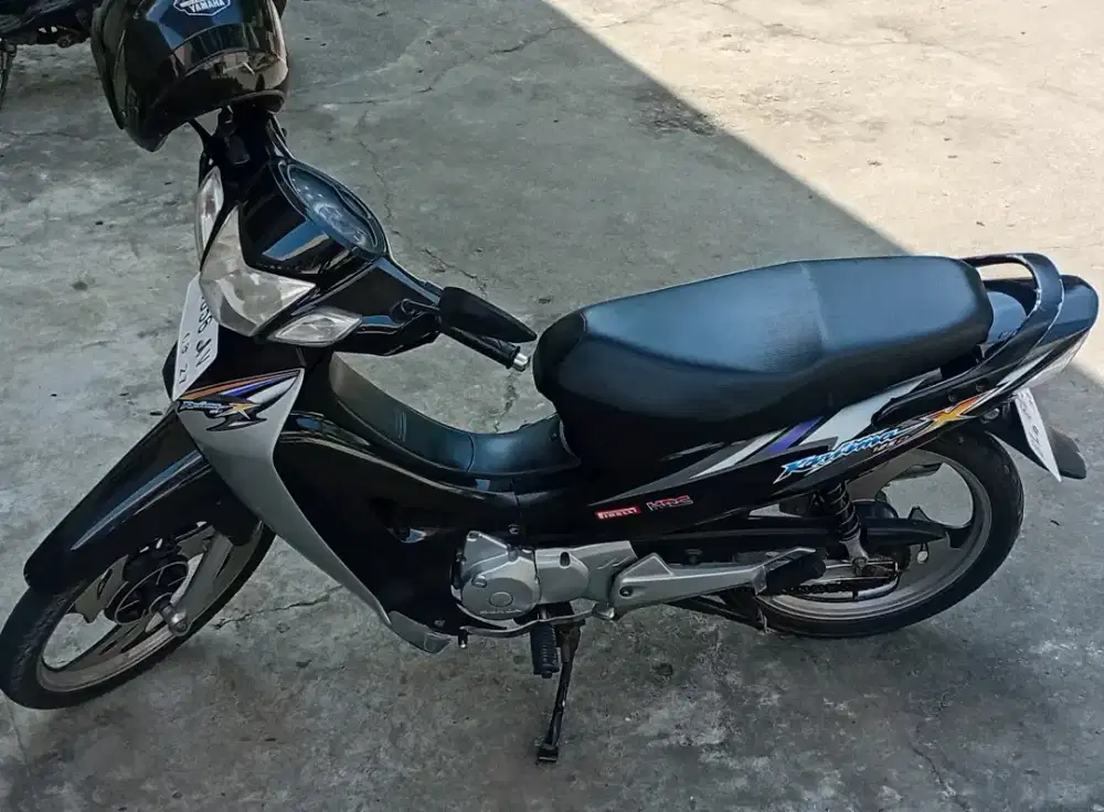 Jual honda kharisma