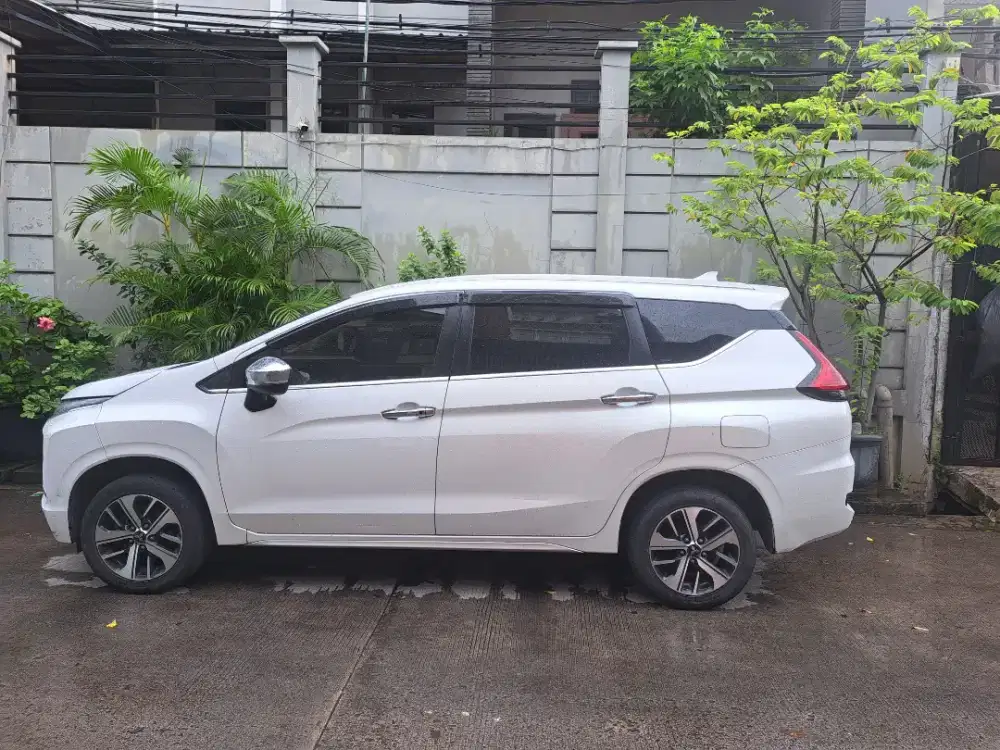 Dijual mobil misubishi expander 1.5 ultimade matic