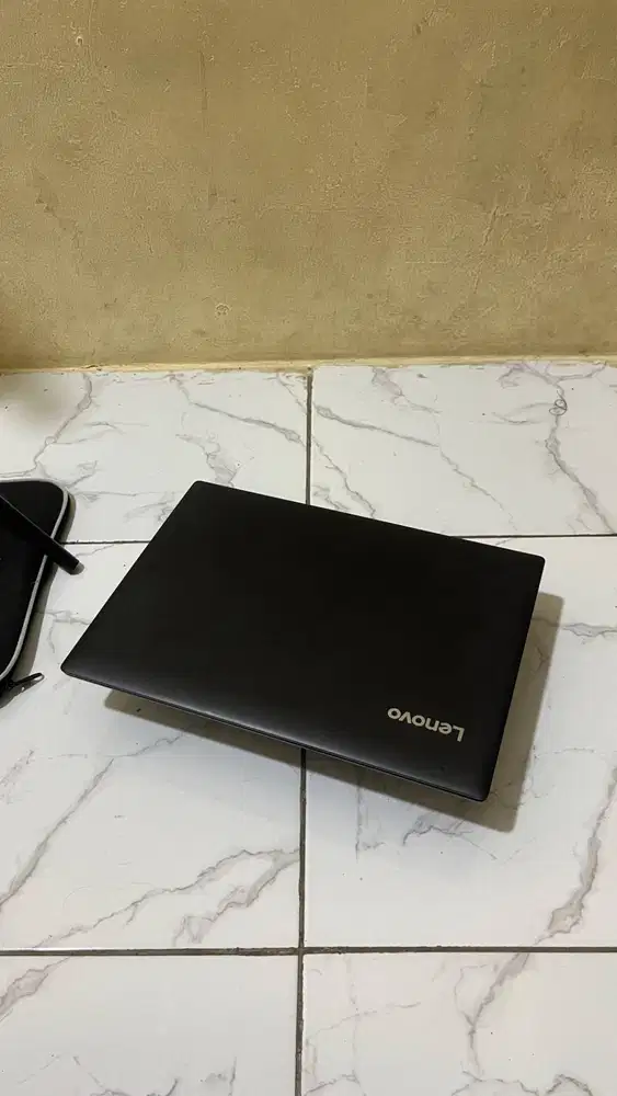 Lenovo Ideapas 320-14AST  Amd A9-9420 Radeon R5