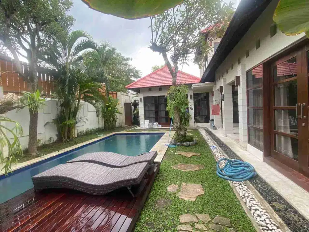 Villa siap Huni area Petitenget.