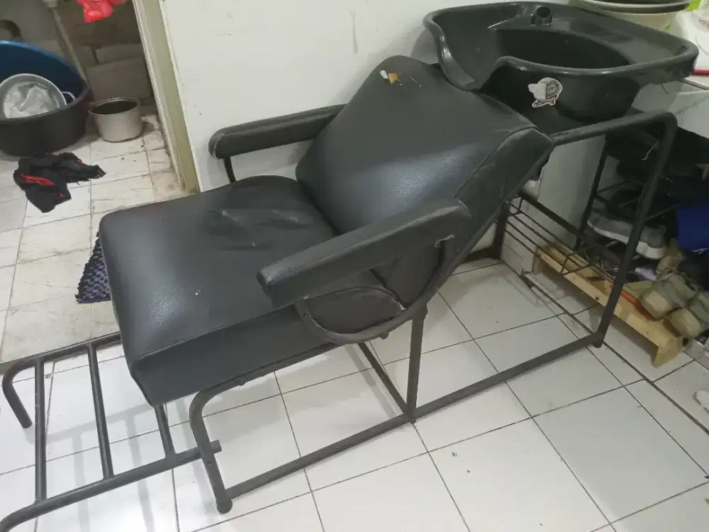 Kursi keramas Salon atau Barber