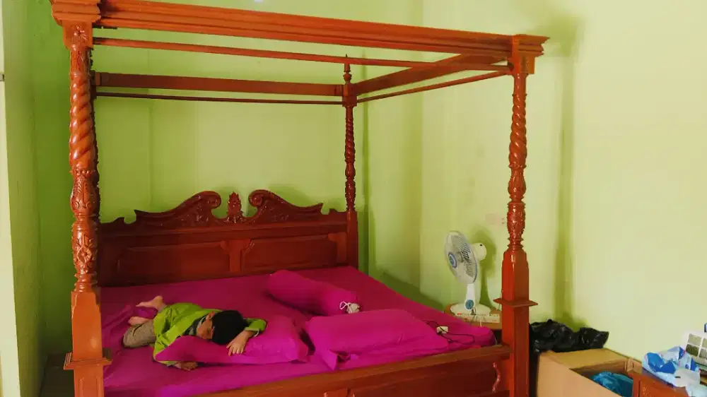 Set Kamar Tidur Jati
