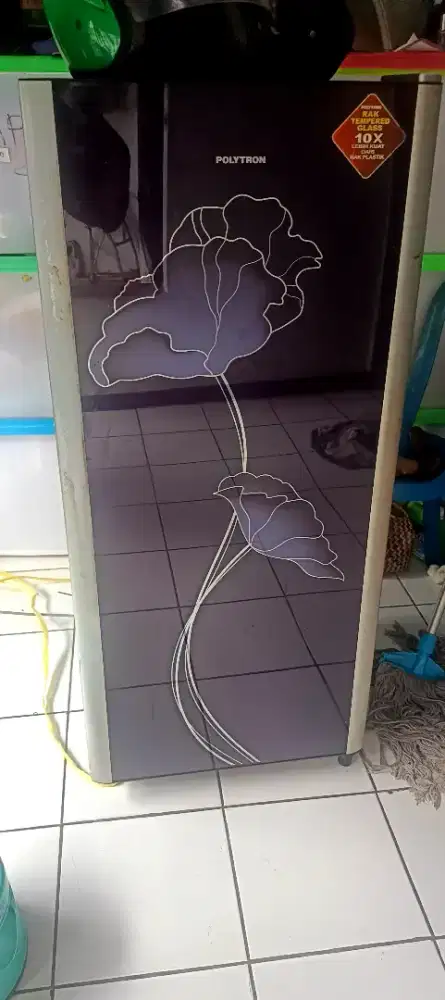 Kulkas Polytron belleza 1 pintu