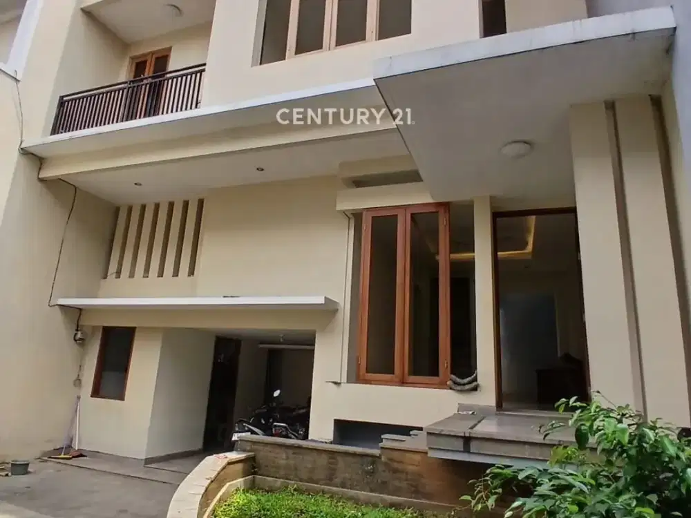 Dijual Rumah Siap Huni Strategis Di Dekat Ke Stasiun Mrt