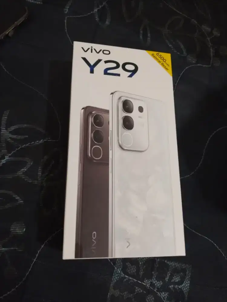 dijual cepat vivo Y 29 Ram 8+8/128 brown fullset