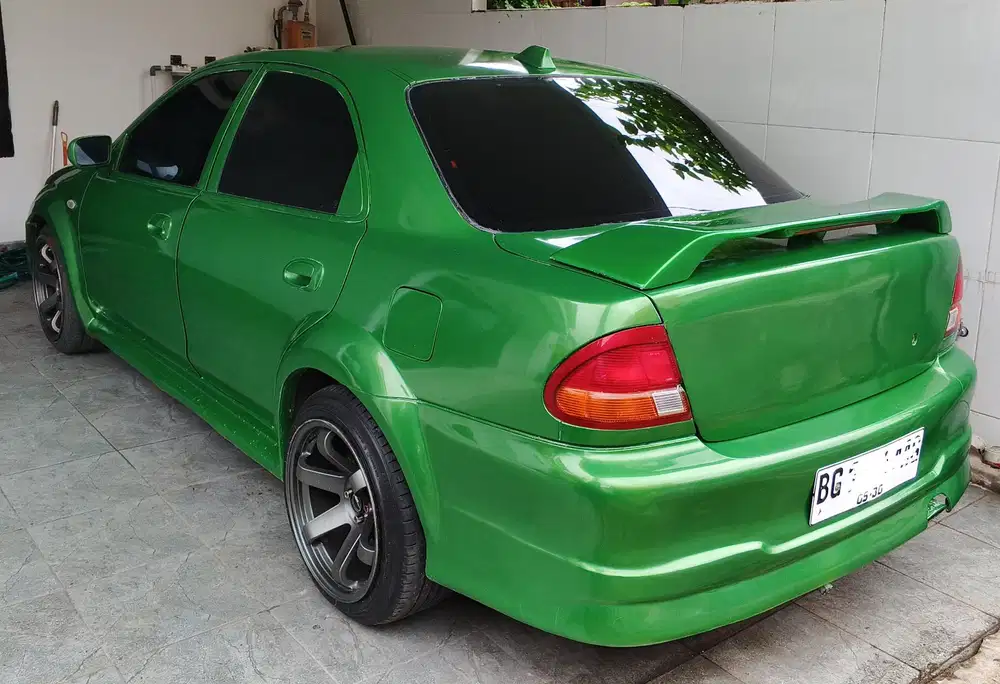 Ford laser 1995 Bensin