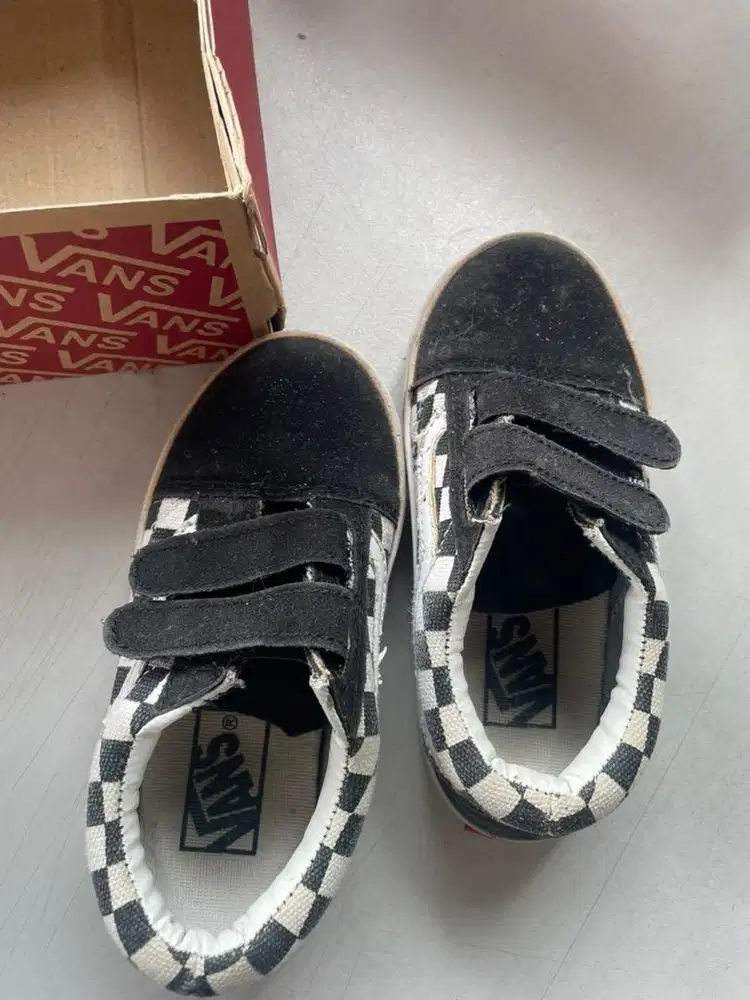 Sepatu Vans anak