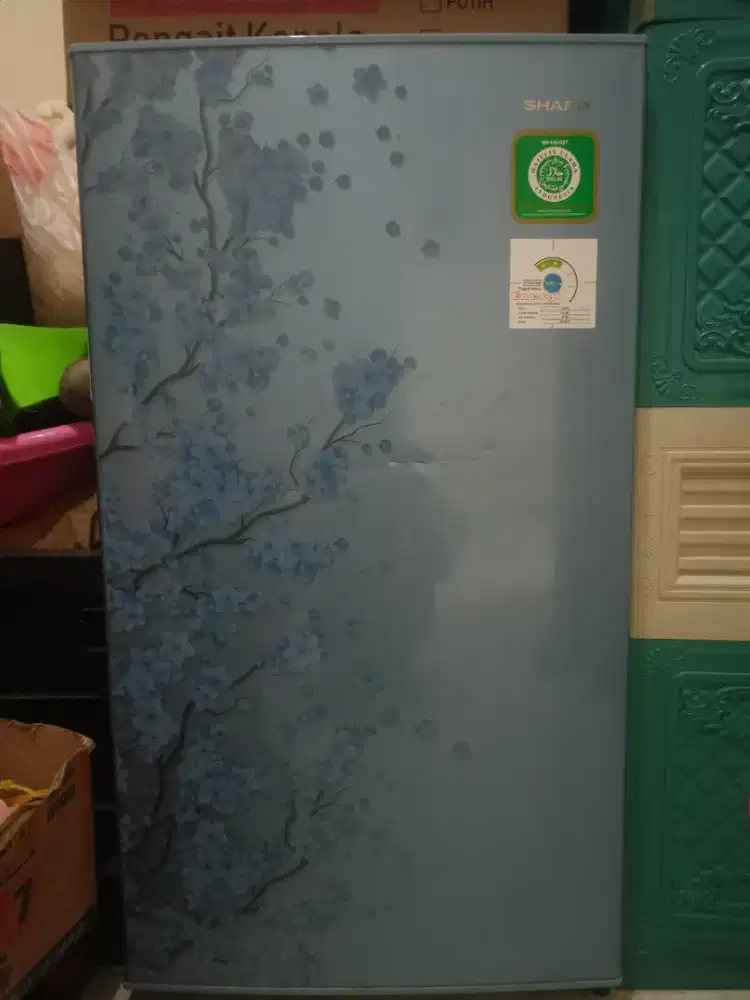 DIJUAL CEPAT KULKAS 1PINTU SHARP