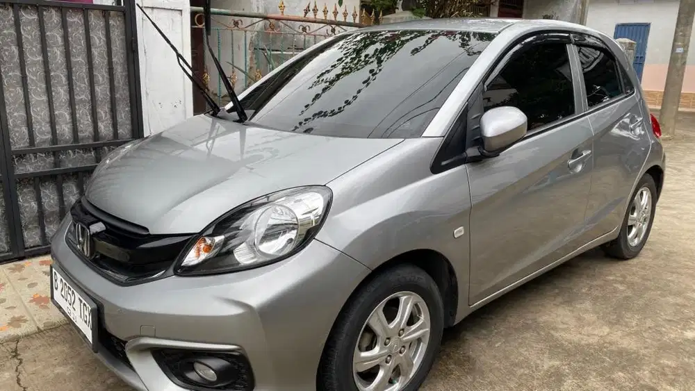 Honda brio 2016 metik