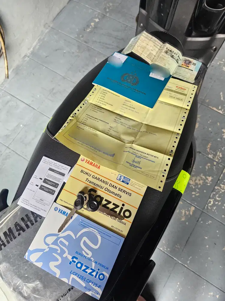 Km 3rb! Sperti baru! YAMAHA NEW FAZZIO HYBRID 2025 Pajak panjang