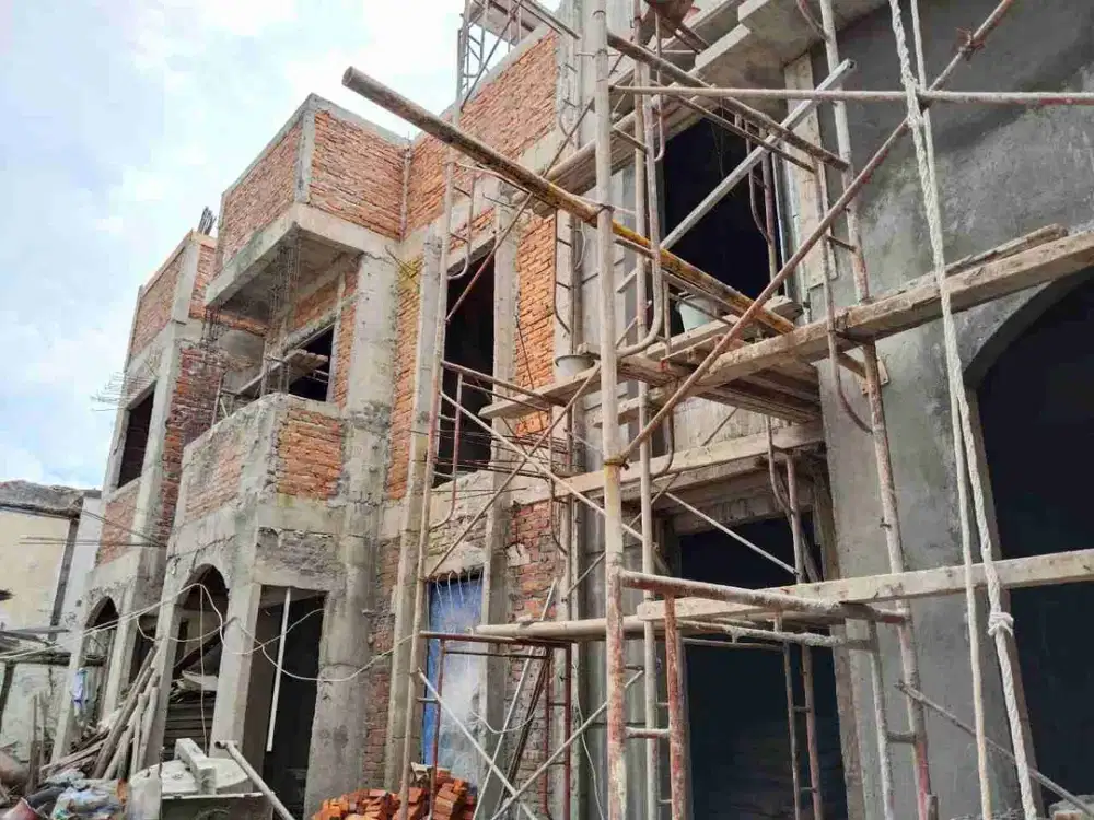 RUMAH BARU MEWAH DI PONDOK BAMBU