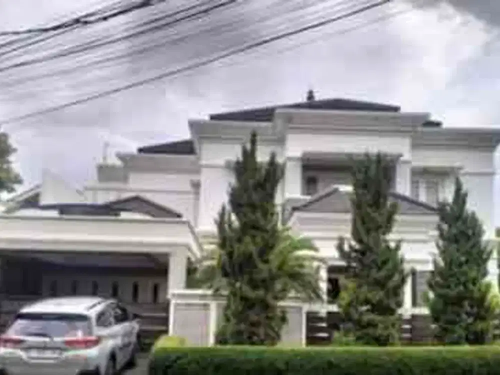 Dijual Rumah Strategis