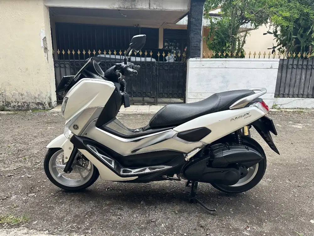 Nmax 2019 putih kM70rb antik yamaha motor matic n-max abs cbs metik at