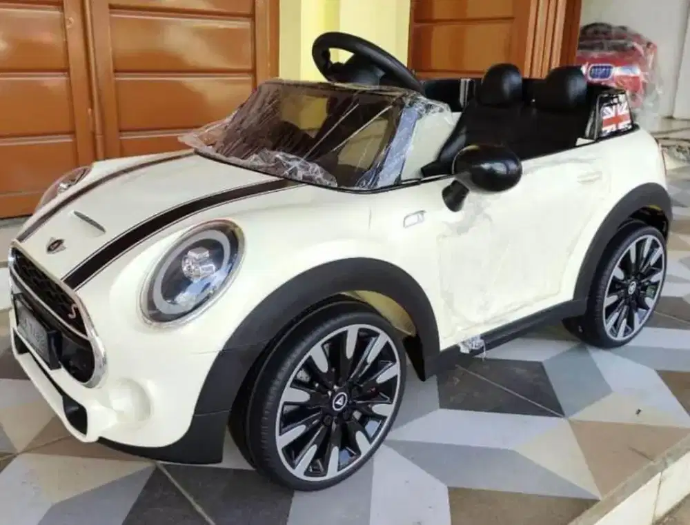 Mobil aki anak mini Cooper