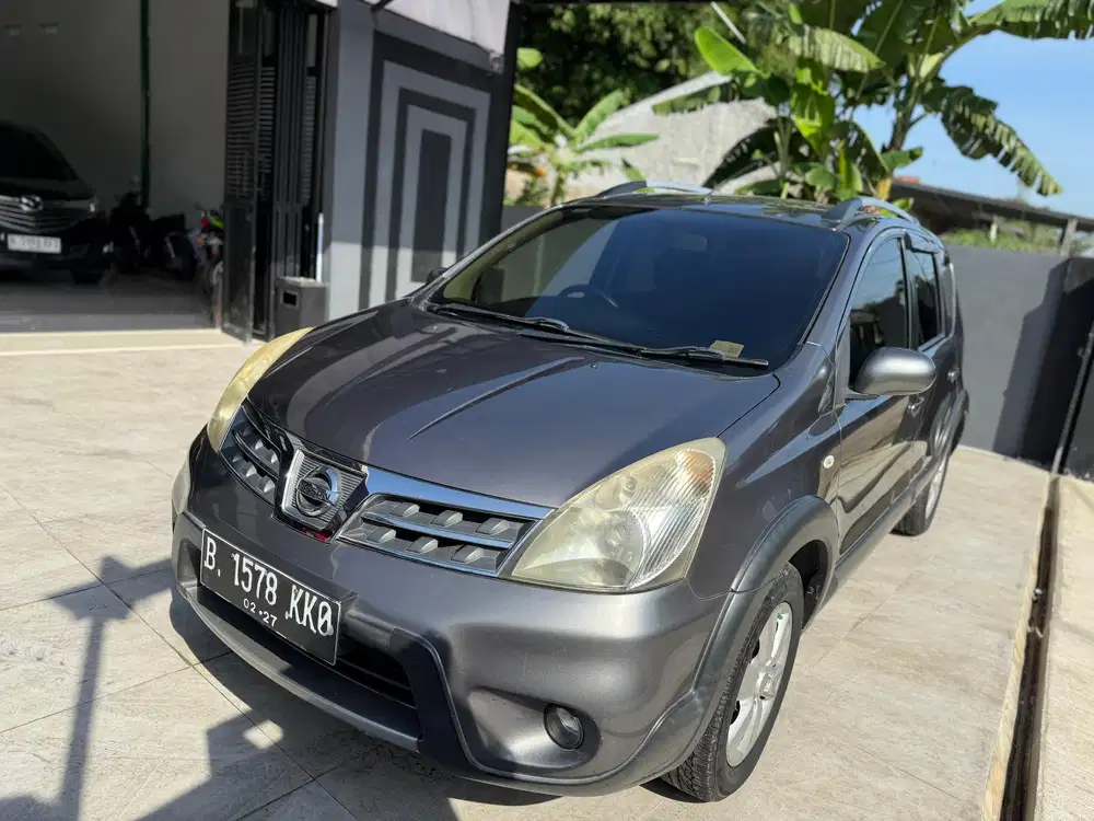 Nissan Grand Livina X Gear 2012