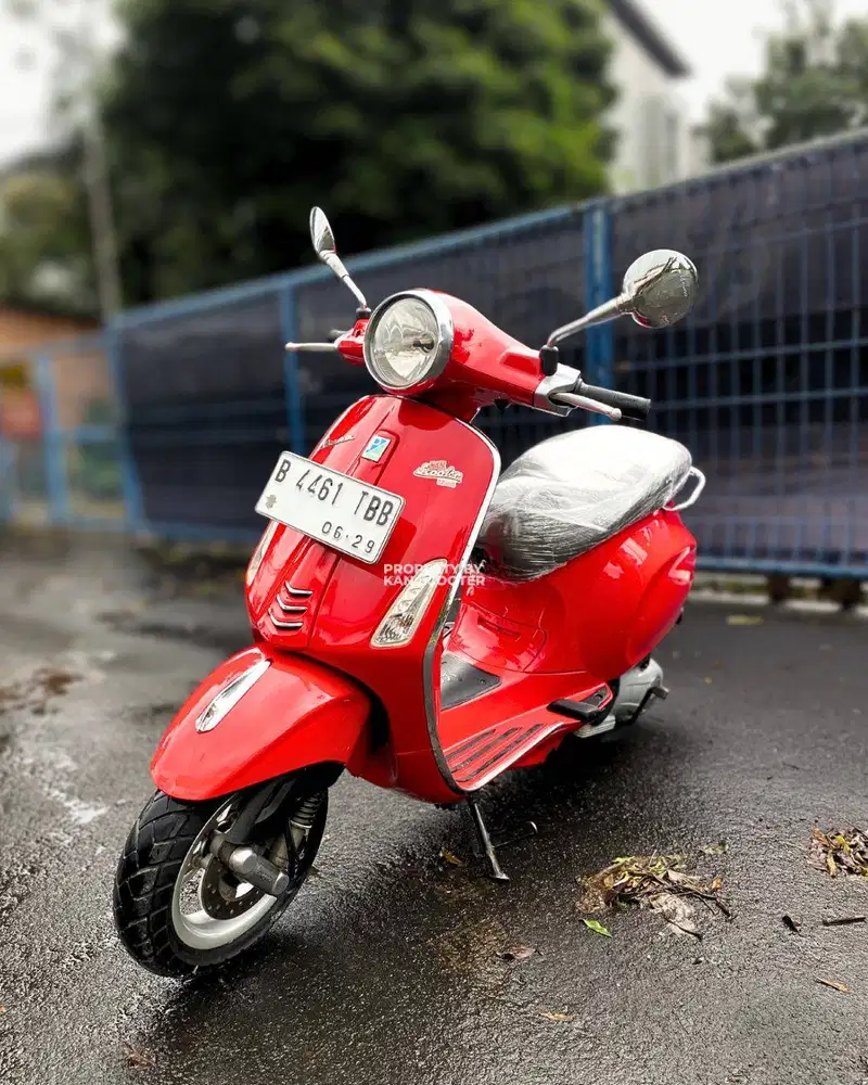 JUAL MURAH VESPA PRIMAVERA 150 3V 2014 MULUS