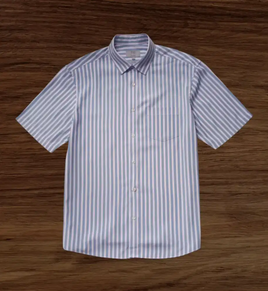 KEMEJA PENDEK MARKS & SPENCERS SALUR, SIZE M TO L (LD 112-114, P75)