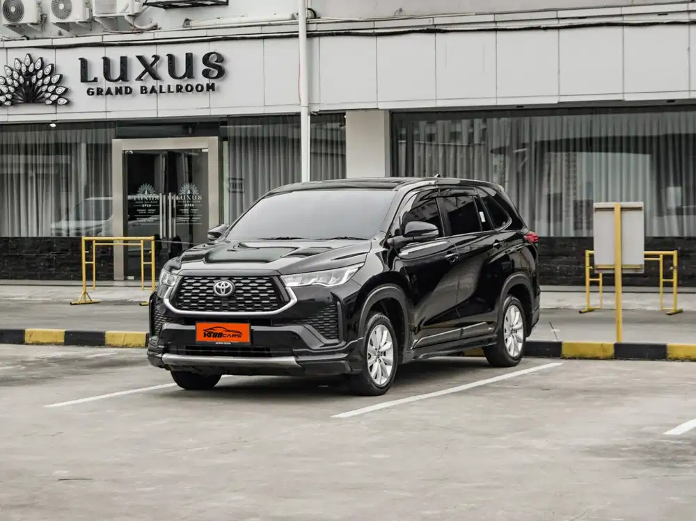 Toyota innova zenix v 2.0 Hybrid modelista 2025