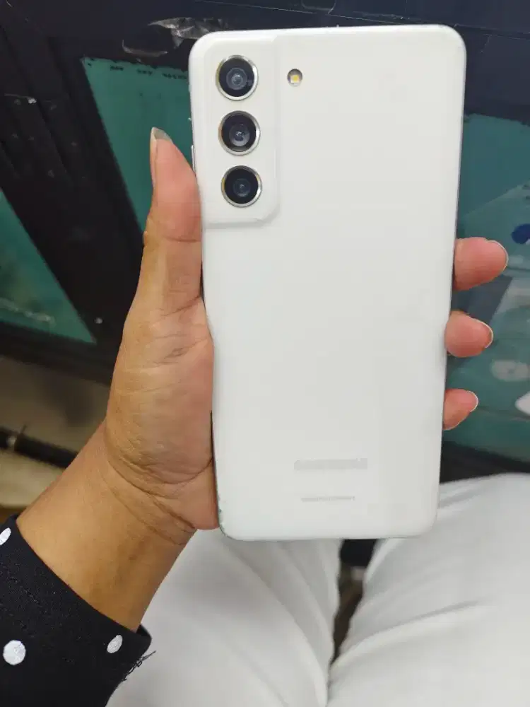 samaung s21 fe 8/256 5G