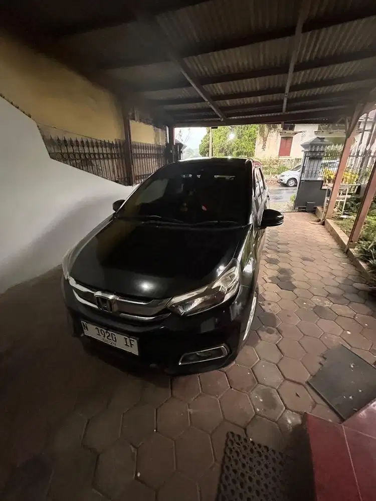 Mobilio Km rendah, mobil rumahan