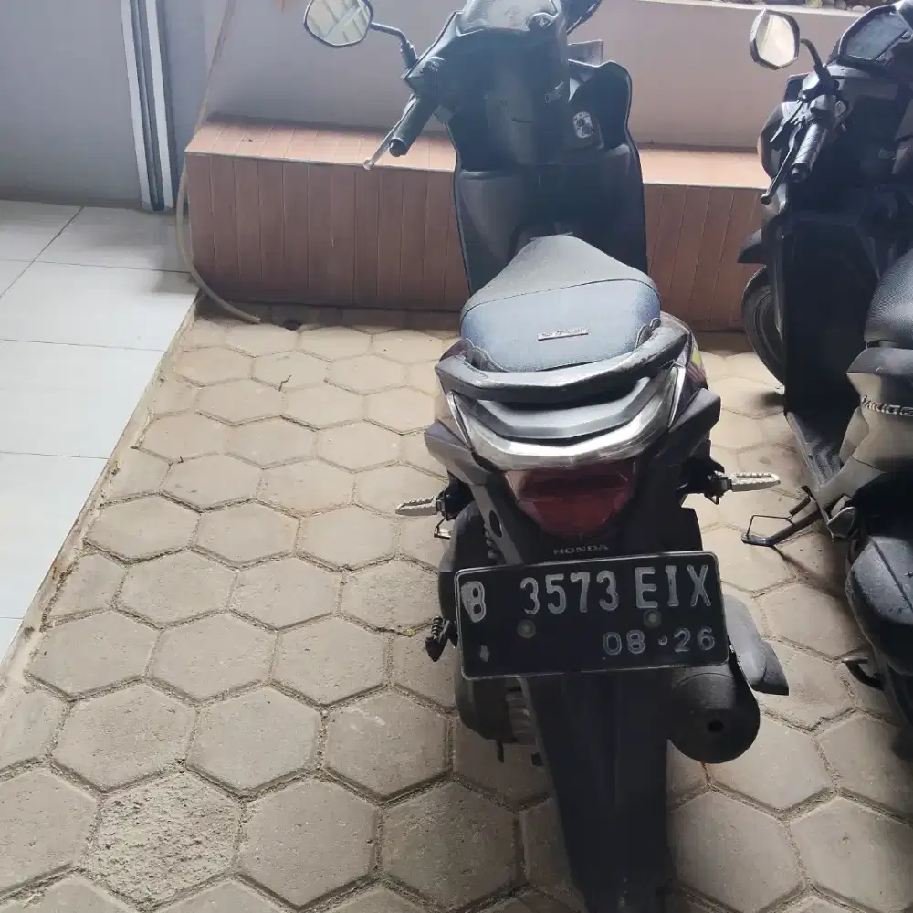 Beat pop 2016, 8juta