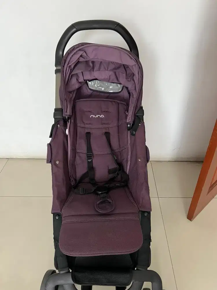 Stroler bayi merk nuna