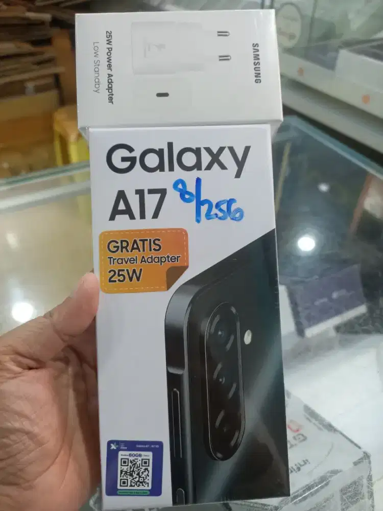 Galaxy A17 4G 8/256 garansi resmi no repack