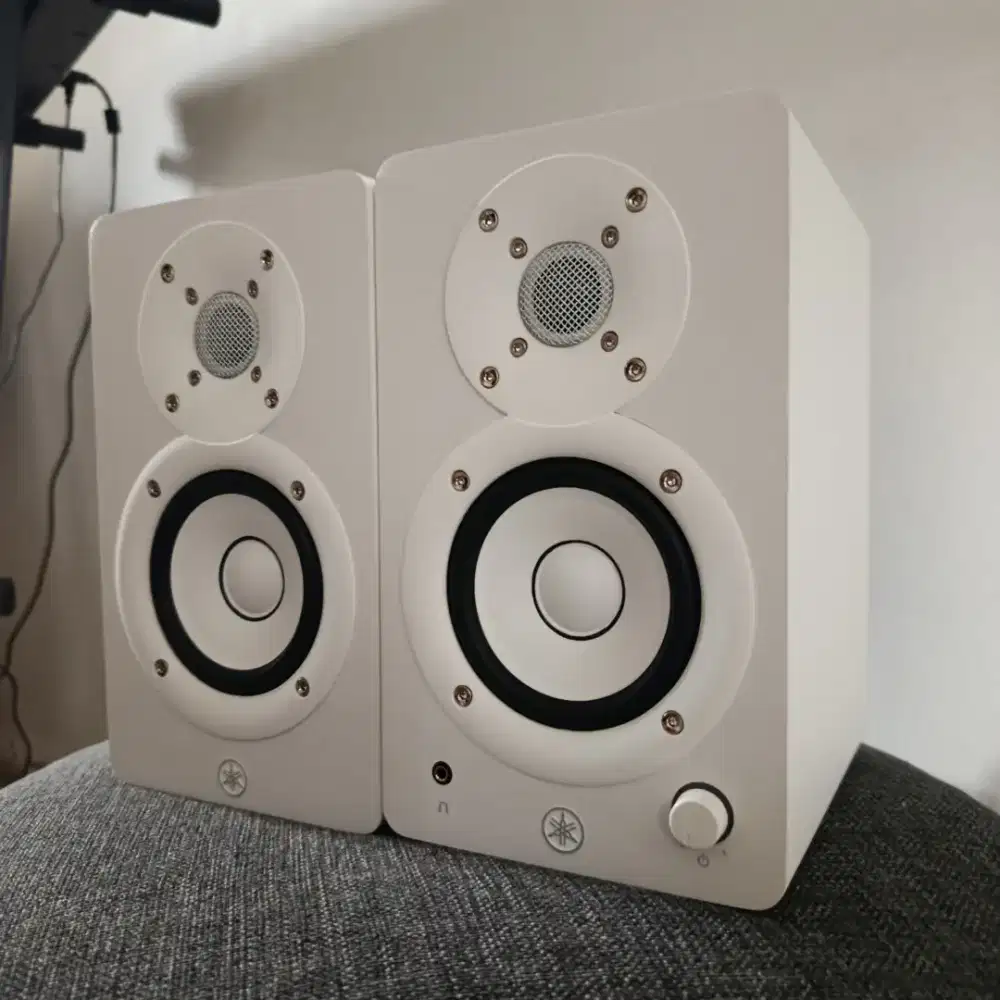 Speaker Monitor Yamaha HS3