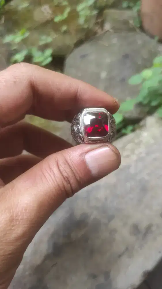 Batu garnet chrome cutting