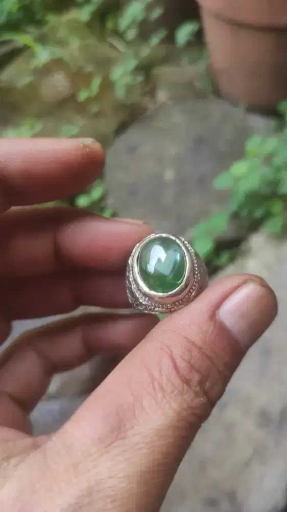 Batu Aquamarine hijau