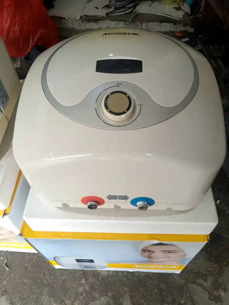 Water heater Modena listrik 15 L tingga l pasang