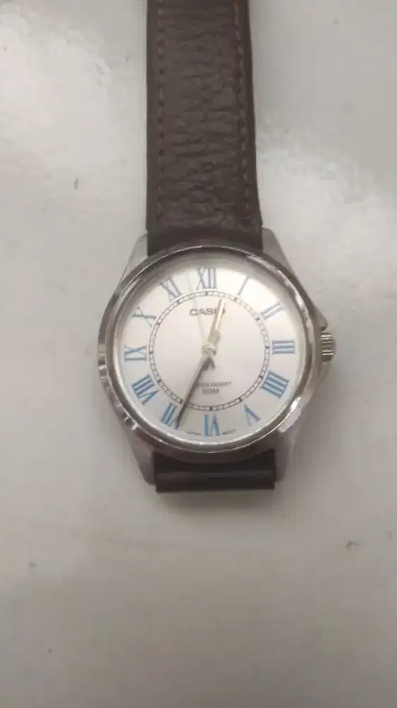 Jam Casio dress watch vintage