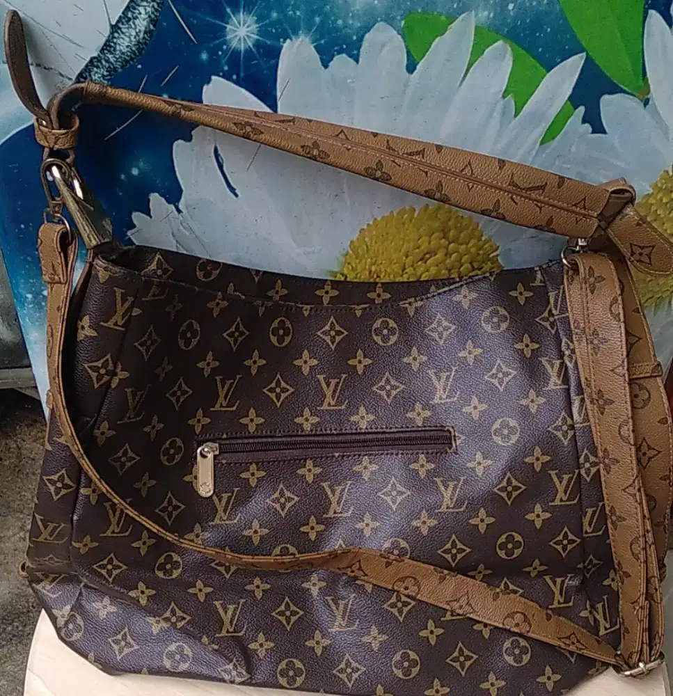 Tas Wanita Louis Vuitton