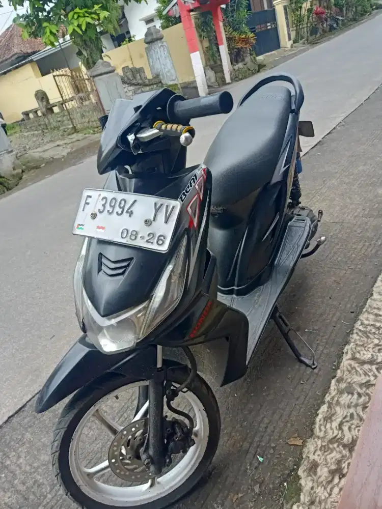 Honda bit 2011 bodi mulus normal