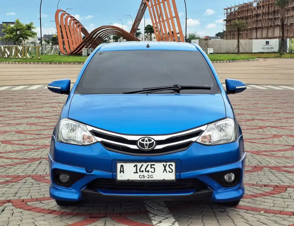 Toyota Etios Valco E 1.2 Manual 2015
Warna Biru
KM 55 ribu