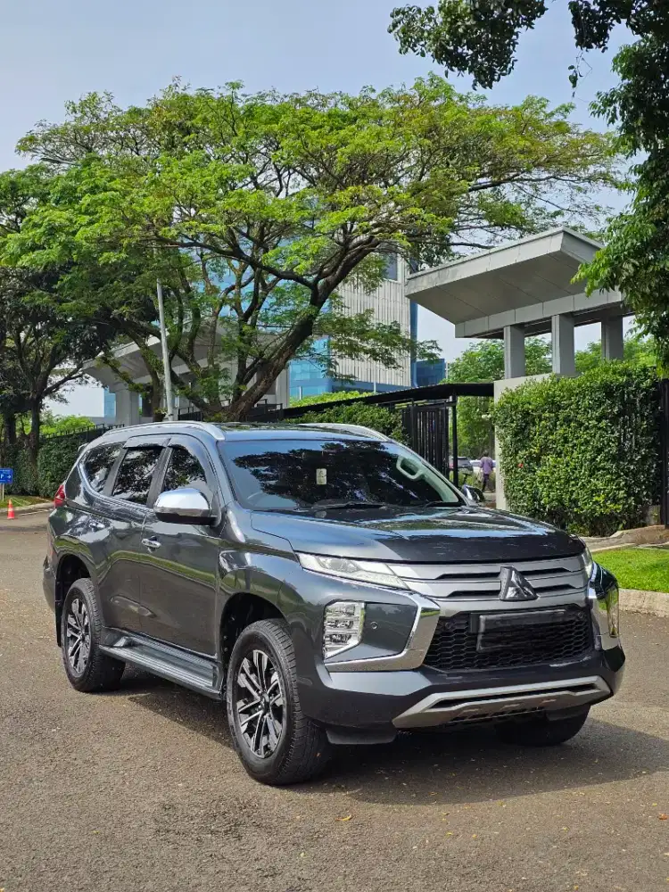 MITSUBISHI PAJERO SPORT DAKAR 2.4 AT 2022 LOW KM 50rb SUPER ISTIMEWA !