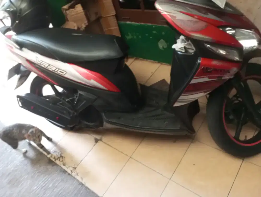 Jual motor vario 2010 lengkap pajak hidup