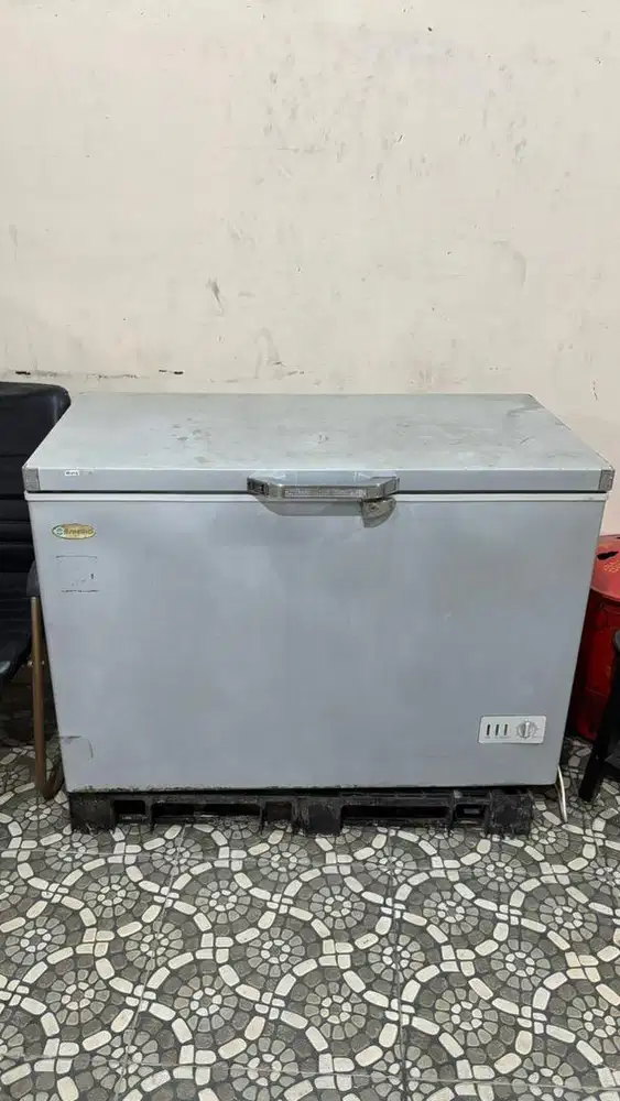 JUAL Cepat Freezer, SANSIO SAN-333F Chest Freezer Kapasitas 333 Liter