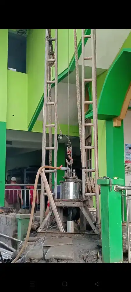 Spesialis pompa sumur bor