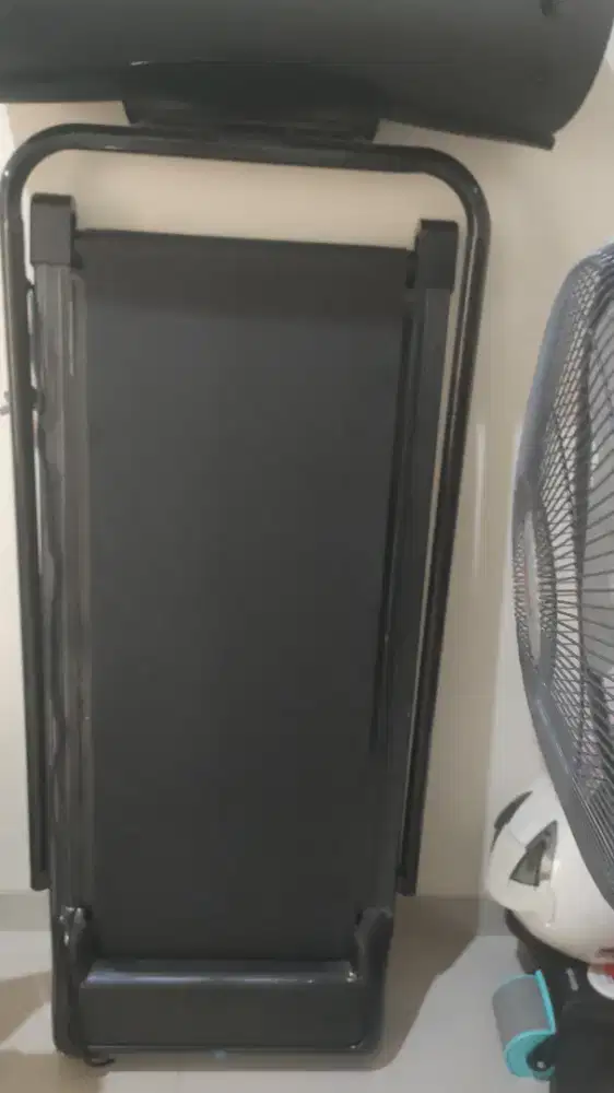 Treadmill walking pad